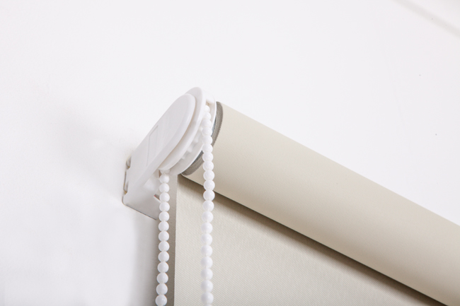 Rolgordijn verduisterend licht beige 180x250cm